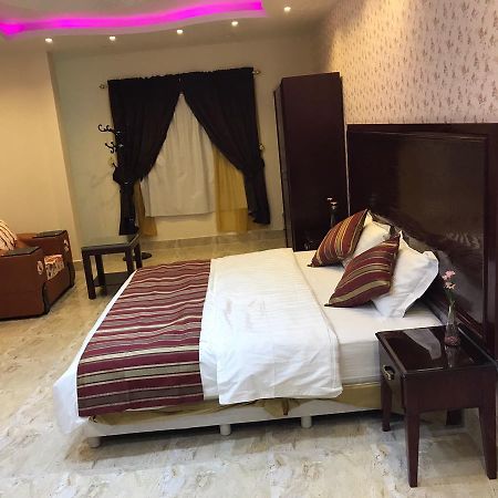 Dana North Aparthotel อัลคูรายยัต ภายนอก รูปภาพ